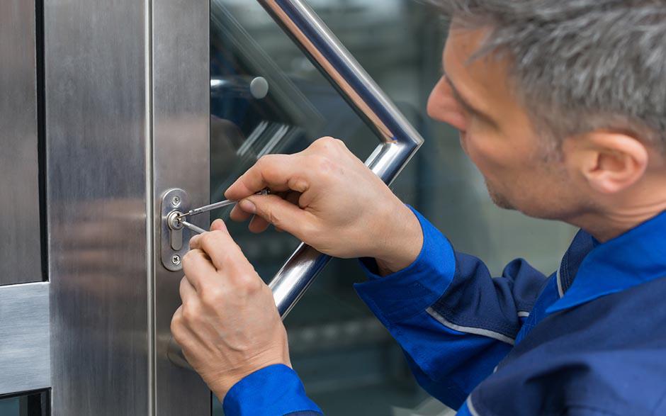 serrurier prix changement serrure Avon